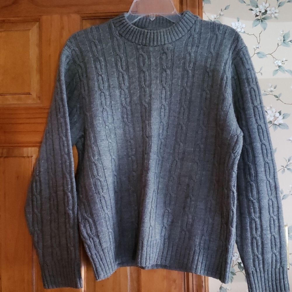 BRENTWOOD SWEATER